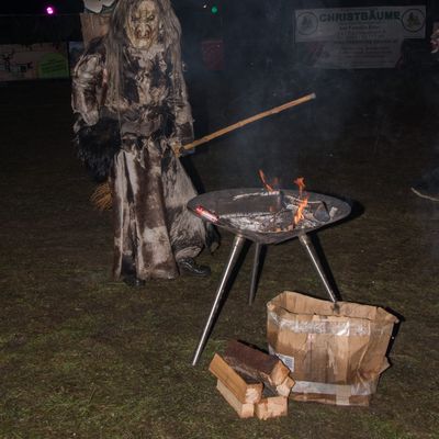 Perchtenlauf am Christbaumhof Eder – Bild 11 von 20